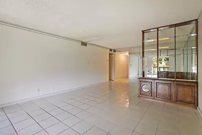 9201 Sunrise Lakes Boulevard #107, Sunrise, FL 33322 - Photo 7