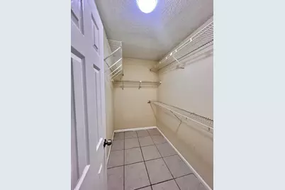 423 Glenwood Drive, West Palm Beach, FL 33415 - Photo 19