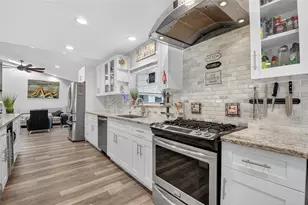 10182 Boca Woods Ln, Boca Raton, FL 33428 - Photo 21