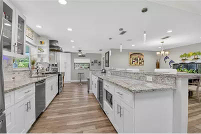 10182 Boca Woods Lane, Boca Raton, FL 33428 - Photo 19