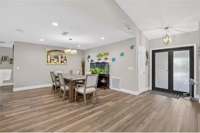 10182 Boca Woods Lane, Boca Raton, FL 33428 - Photo 9