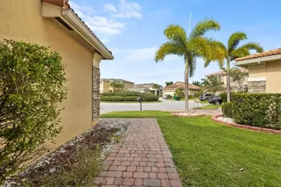 2335 NW Via Della Court, Port Saint Lucie, FL 34986 - Photo 59