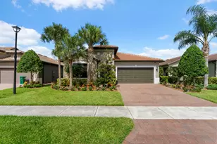 560 SE Monet Dr, Port Saint Lucie, FL 34984 - Photo 1