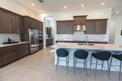 10188 SW Latium Way, Port Saint Lucie, FL 34987 - Photo 7