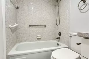 2048 Newport N, Deerfield Beach, FL 33442 - Photo 13