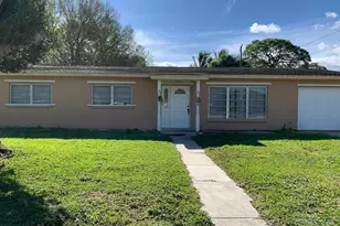 363 Hosbine St, Fort Pierce, FL 34982 - Photo 1