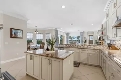 7727 Maywood Crest Drive, Palm Beach Gardens, FL 33412 - Photo 15