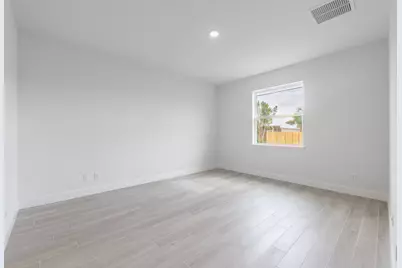 5303 Sunset Boulevard, Fort Pierce, FL 34982 - Photo 11