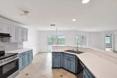 9352 Cascade Court, Boynton Beach, FL 33437 - Photo 7