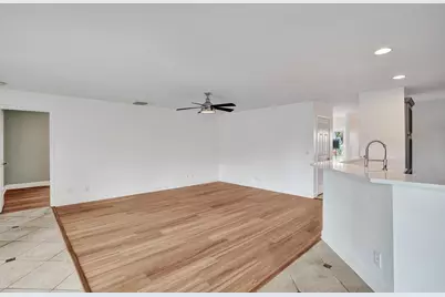 9352 Cascade Court, Boynton Beach, FL 33437 - Photo 25