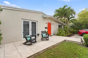 1736 NE 18th St, Fort Lauderdale, FL 33305 - Photo 5