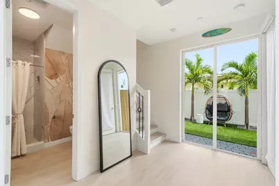 1210 NE 11th Avenue, Fort Lauderdale, FL 33304 - Photo 21