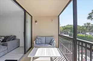 16 Royal Palm Way, Boca Raton, FL 33432 - Photo 1