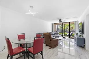 16 Royal Palm Way, Boca Raton, FL 33432 - Photo 1
