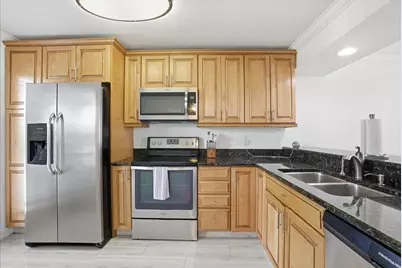 16 Royal Palm Way #205, Boca Raton, FL 33432 - Photo 7