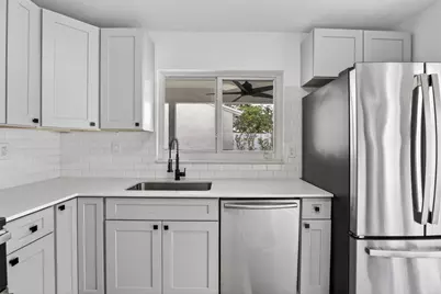 730 Cumberland Terrace, Davie, FL 33325 - Photo 13