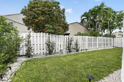 730 Cumberland Terrace, Davie, FL 33325 - Photo 35
