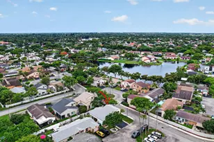 730 Cumberland Terrace, Davie, FL 33325 - Photo 39