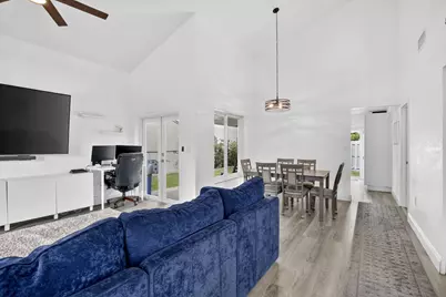 730 Cumberland Terrace, Davie, FL 33325 - Photo 3