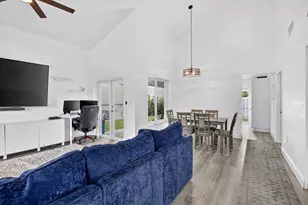 730 Cumberland Terrace, Davie, FL 33325 - Photo 3