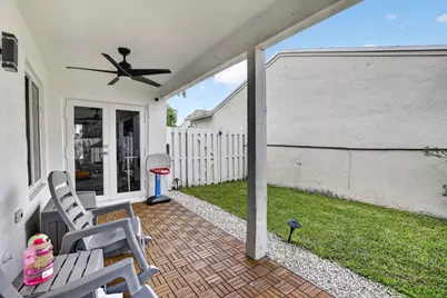730 Cumberland Terrace, Davie, FL 33325 - Photo 35