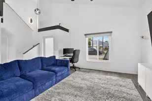 730 Cumberland Terrace, Davie, FL 33325 - Photo 9