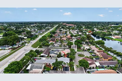 730 Cumberland Terrace, Davie, FL 33325 - Photo 41