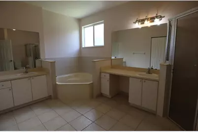 2202 SE 17th Avenue, Homestead, FL 33035 - Photo 13