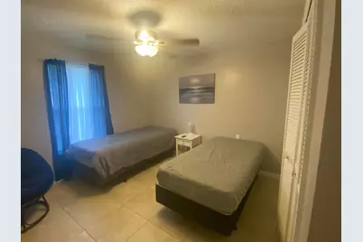 9225 101st Avenue, Vero Beach, FL 32967 - Photo 11