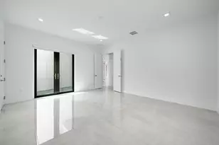 8561 Crystal Downs Ave, Boca Raton, FL 33434 - Photo 23