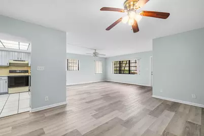 1779 NE 39th Court #1106, Pompano Beach, FL 33064 - Photo 7
