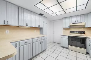 1779 NE 39th Ct, Pompano Beach, FL 33064 - Photo 13