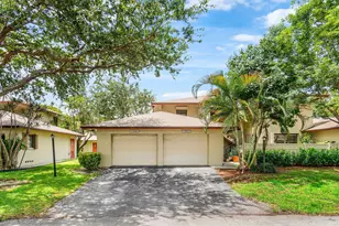 1779 NE 39th Ct, Pompano Beach, FL 33064 - Photo 1