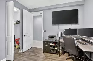 11613 SW 13th Ct, Pembroke Pines, FL 33025 - Photo 39