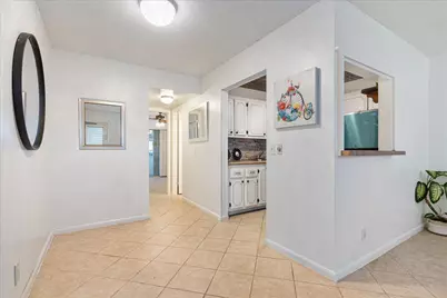 98 E Cambridge E, West Palm Beach, FL 33417 - Photo 3