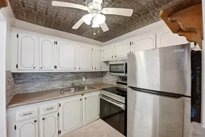 98 E Cambridge E, West Palm Beach, FL 33417 - Photo 15