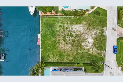 1121 Coral Way, Singer Island, FL 33404 - Photo 3