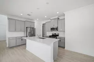 11010 NW Glynlea Blvd Blvd N, Port Saint Lucie, FL 34987 - Photo 5