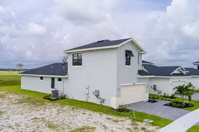 11010 NW Glynlea Boulevard N, Port Saint Lucie, FL 34987 - Photo 23