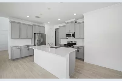 11010 NW Glynlea Boulevard N, Port Saint Lucie, FL 34987 - Photo 5