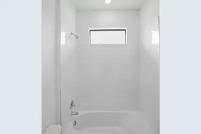 11010 NW Glynlea Boulevard N, Port Saint Lucie, FL 34987 - Photo 9