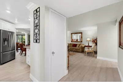 5750 Camino Del Sol #201, Boca Raton, FL 33433 - Photo 5