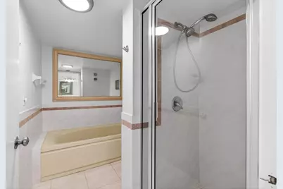 5750 Camino Del Sol #201, Boca Raton, FL 33433 - Photo 29