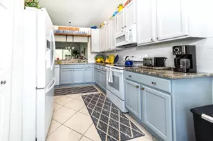 3785 NW Deer Oak Dr, Jensen Beach, FL 34957 - Photo 7
