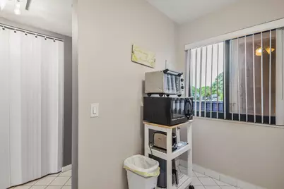 4260 Deste Court #205, Lake Worth, FL 33467 - Photo 11