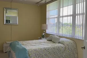802 Cypress Grove Ln, Pompano Beach, FL 33069 - Photo 5