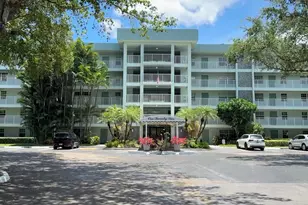 802 Cypress Grove Ln, Pompano Beach, FL 33069 - Photo 1