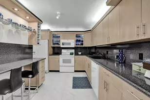 3900 Galt Ocean Dr, Fort Lauderdale, FL 33308 - Photo 23
