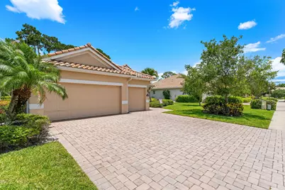 7657 Fieldstone Ranch Square, Vero Beach, FL 32967 - Photo 3