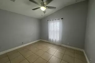 997 SW Hamberland Ave, Port Saint Lucie, FL 34953 - Photo 21